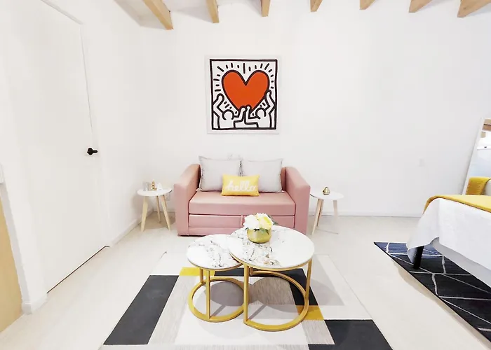 Luz Maria 5 Maiahome Urban Elegance Apartment